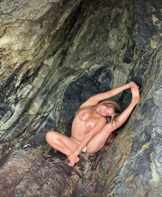 Yoga is a light, which once lit will never dim. The better your practice, the brighter your flame. 🌸 posted by Eva_queen2023