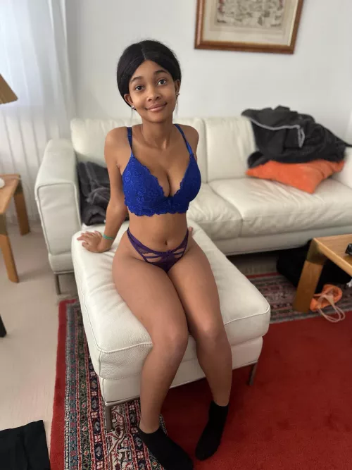 You look hungry, come eat by LunaHuels