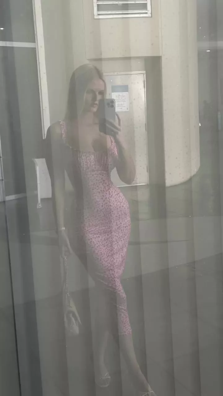 Zienna Eve Sonne [2023-09-21] posted by averyparis