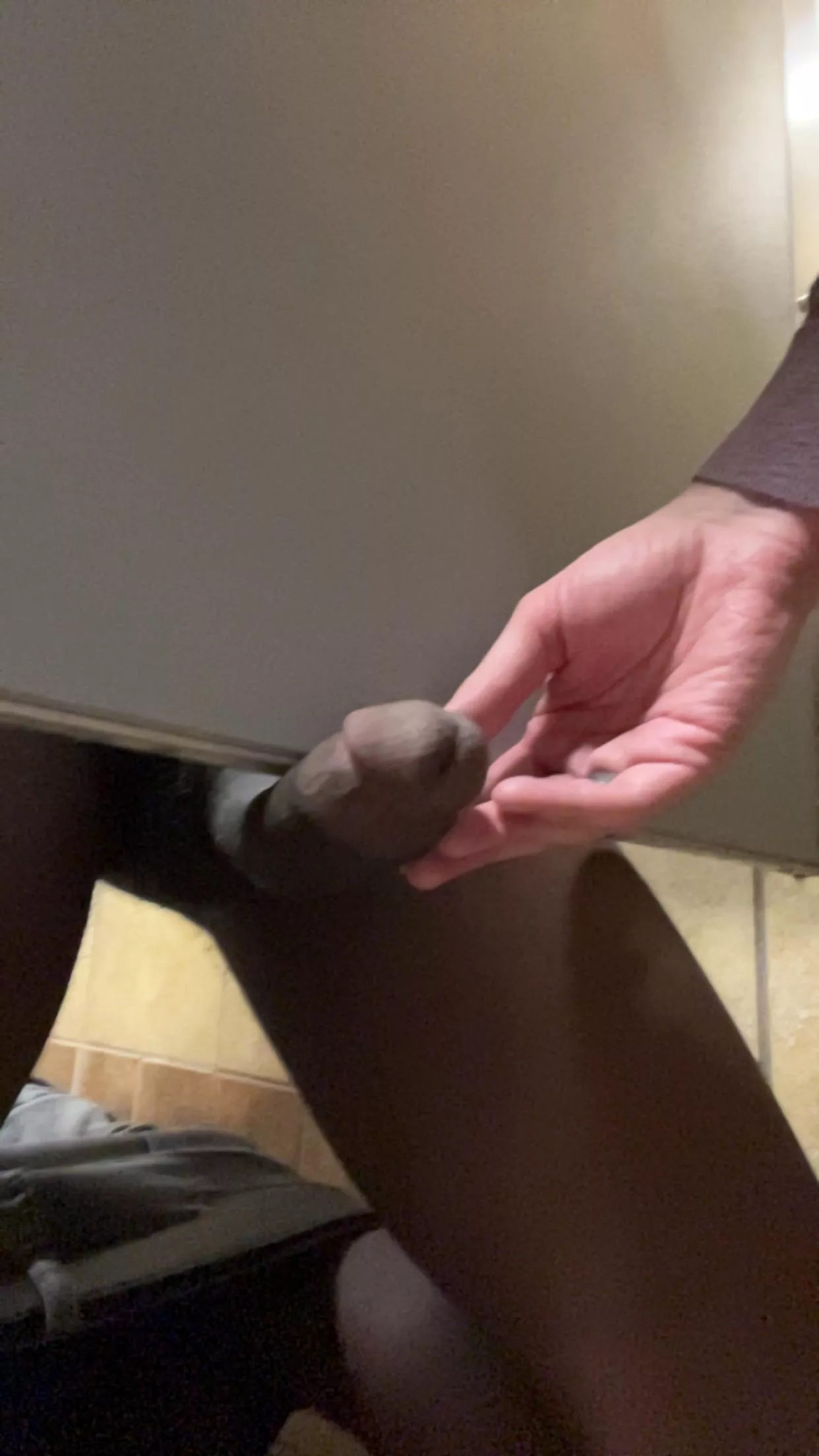 30 Had a sniffies success with a BBC posted by Electronic_Mud_5423