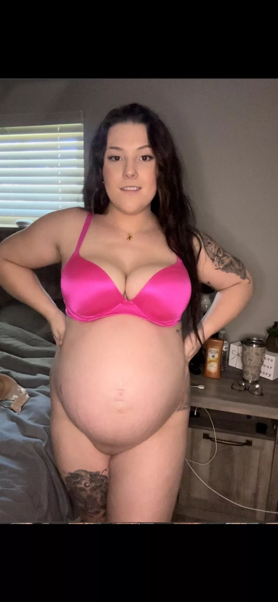 36 weeks pregnant!!! Message for more posted by bananaray94