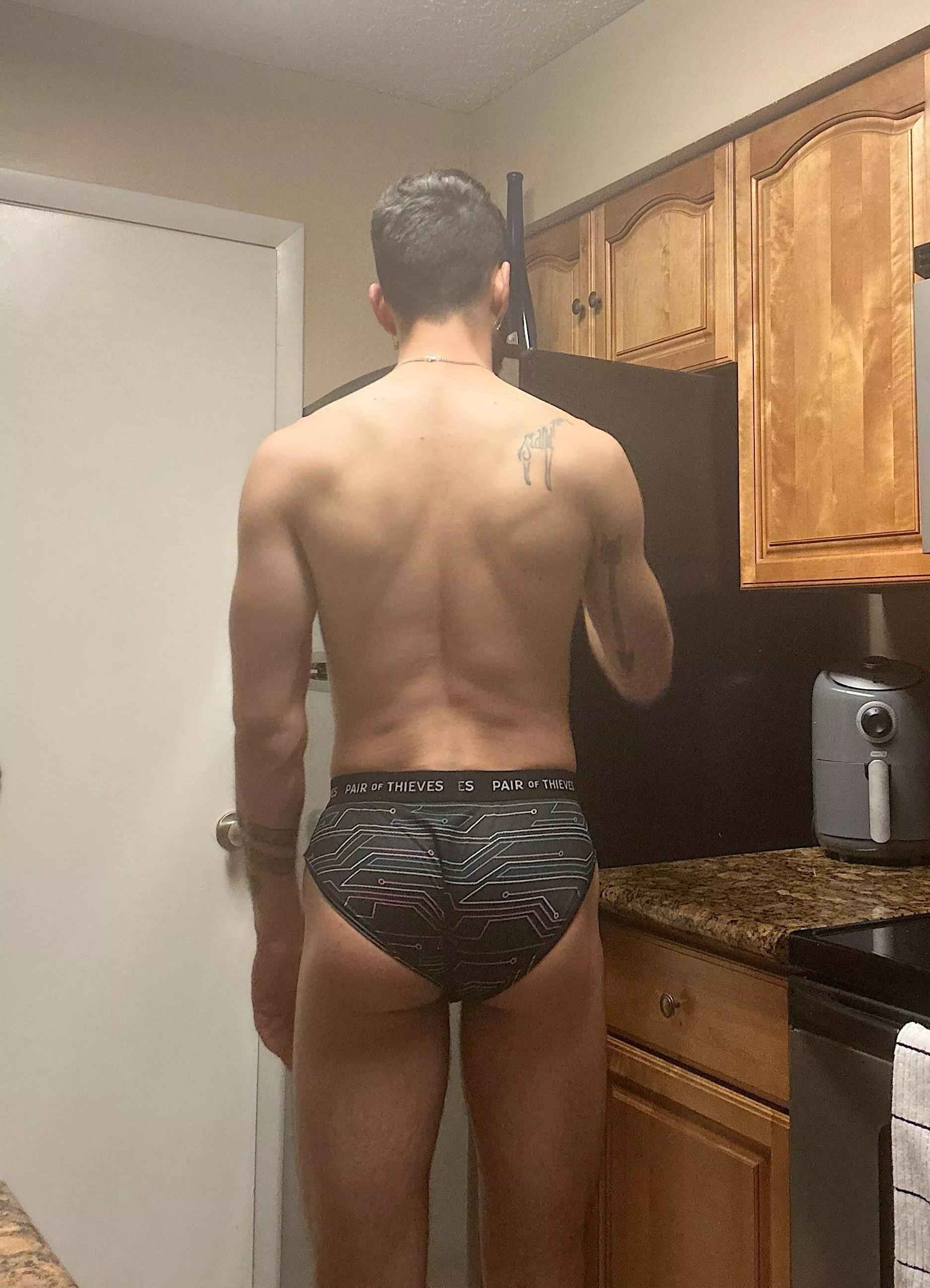 6’2” with a nice ass posted by Stock_Might_1705