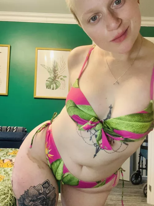 Amputees seem to make bikinis better 🥵🩷 NSFW by Scary_Ideal9288