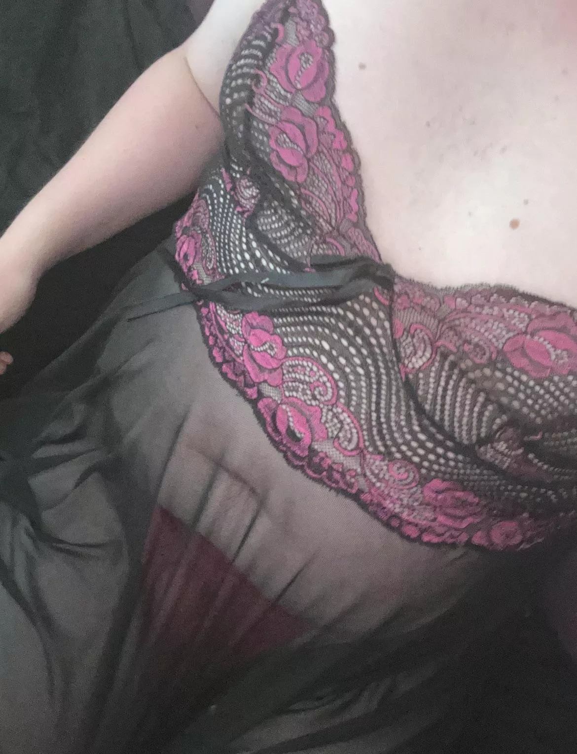 Anyone else dressing today? posted by Melodic-Morning-7392