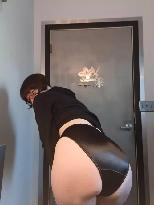 Being a mom hasn't stopped me from having fun by northeast_fit