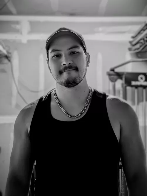 Black and white, this time by Bicyclo123