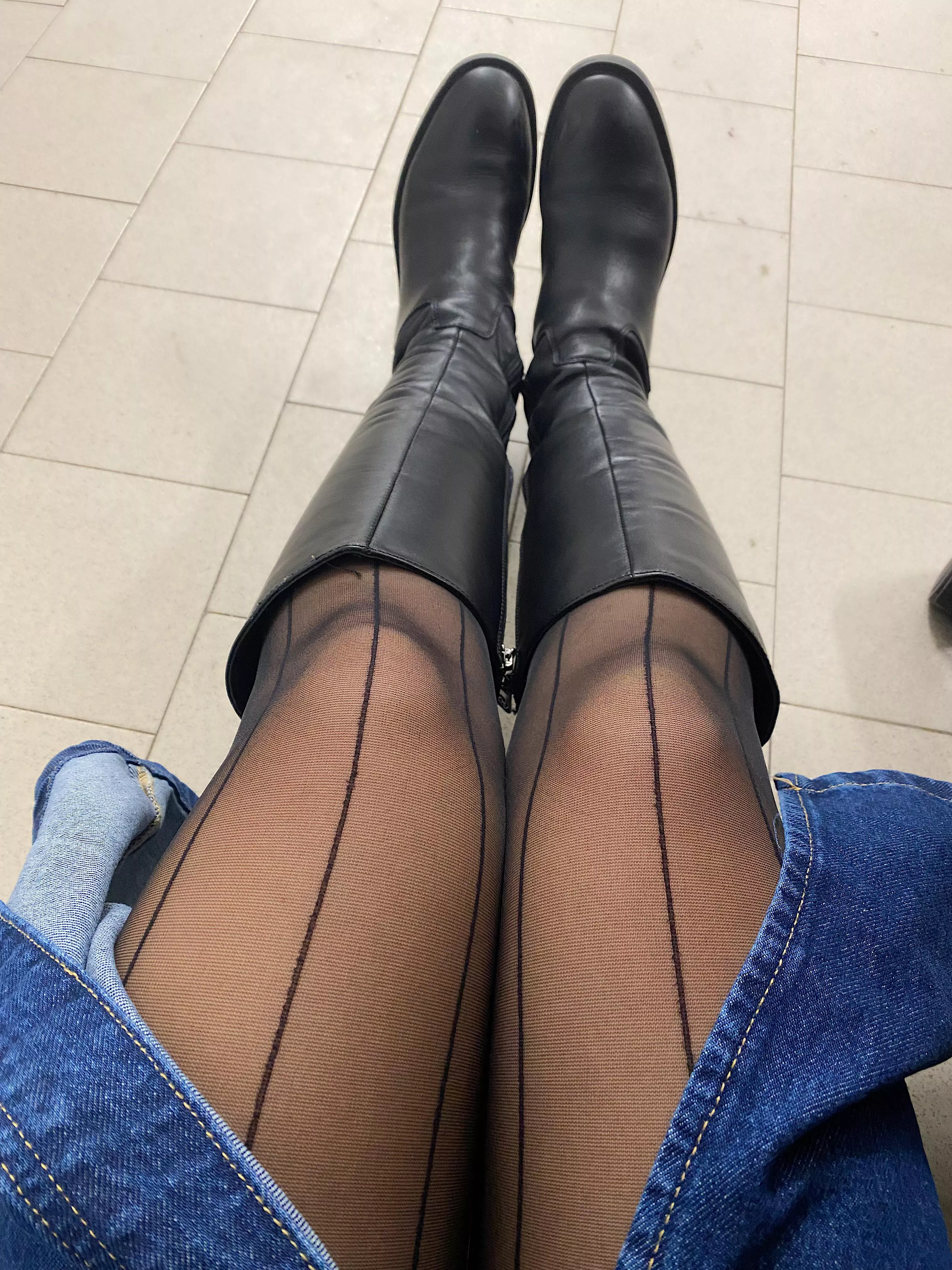Boots and denim skirt posted by NatyBond_OF