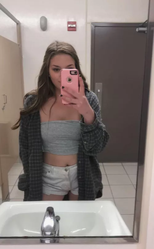 Cold out but idc by discountnymph