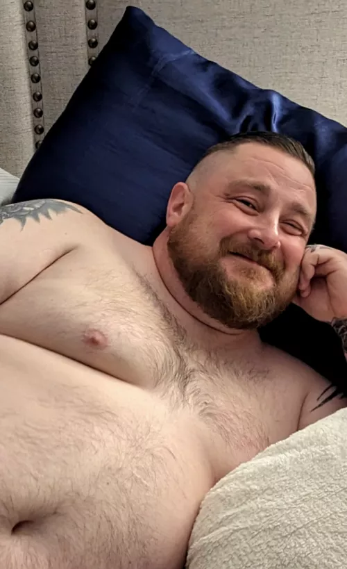 Come cuddle ?? by PsychologicalAlps399