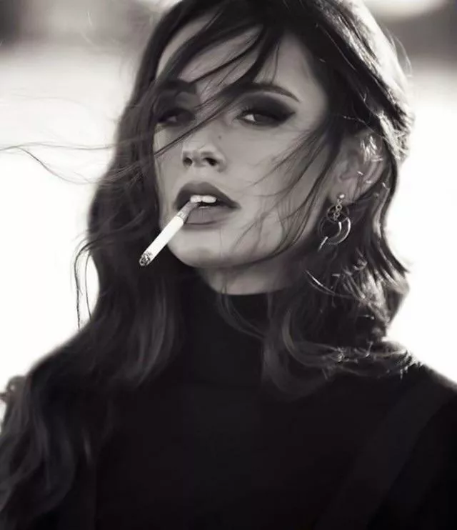 Dangle posted by darkpoetries