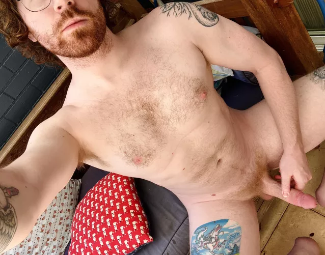 Ever wonder what seven inches looks on a 6’7” frame? by papiginge