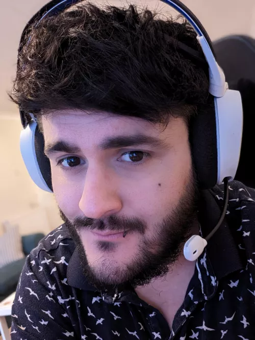 Failed my driving test today 😅 cheering myself up with some gaming. Come keep me company and chat! by kakakaa121