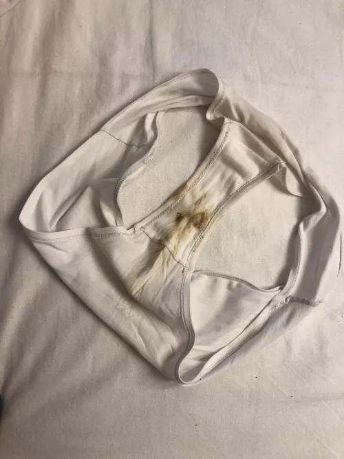 Fully natural 3 day wear - skid, sweat, a little bit of pee by EnvironmentalLow622