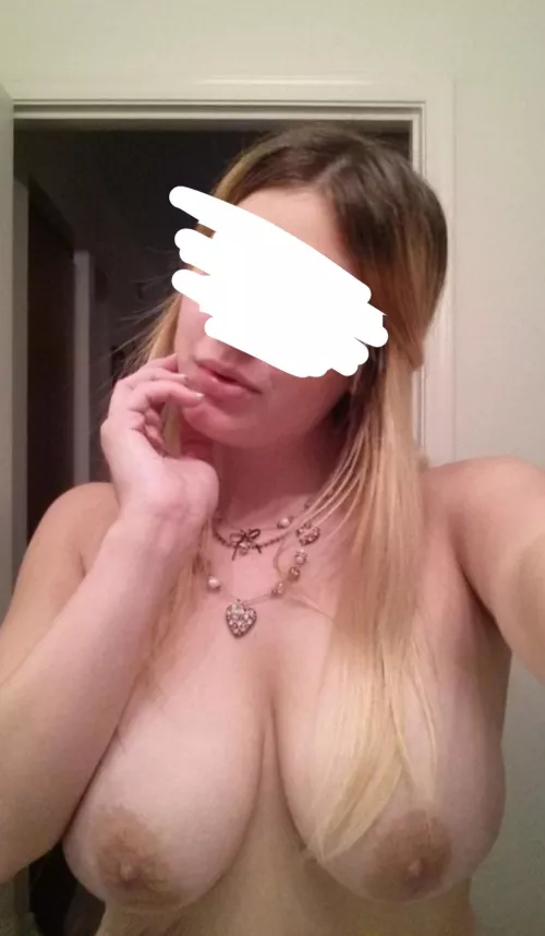 Haven’t posted in awhile! 54,5’9 140lbs by demimamii