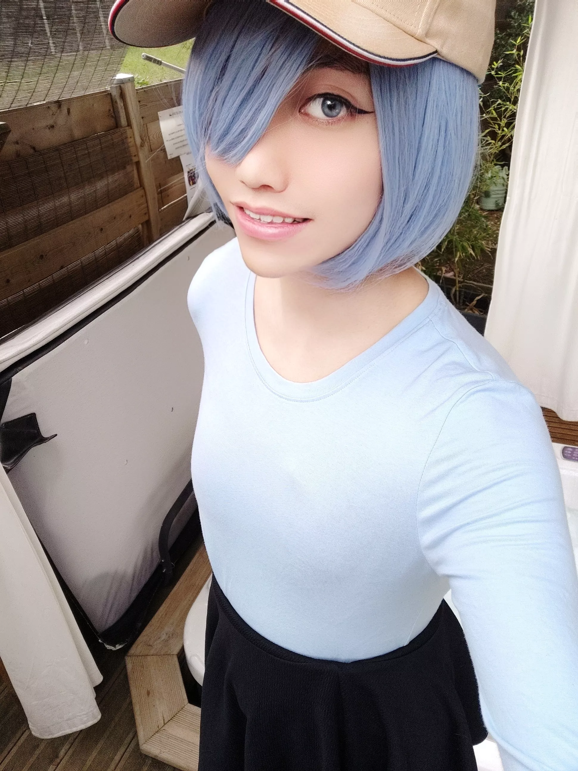 Hello ❤️ posted by TormentedPineapple