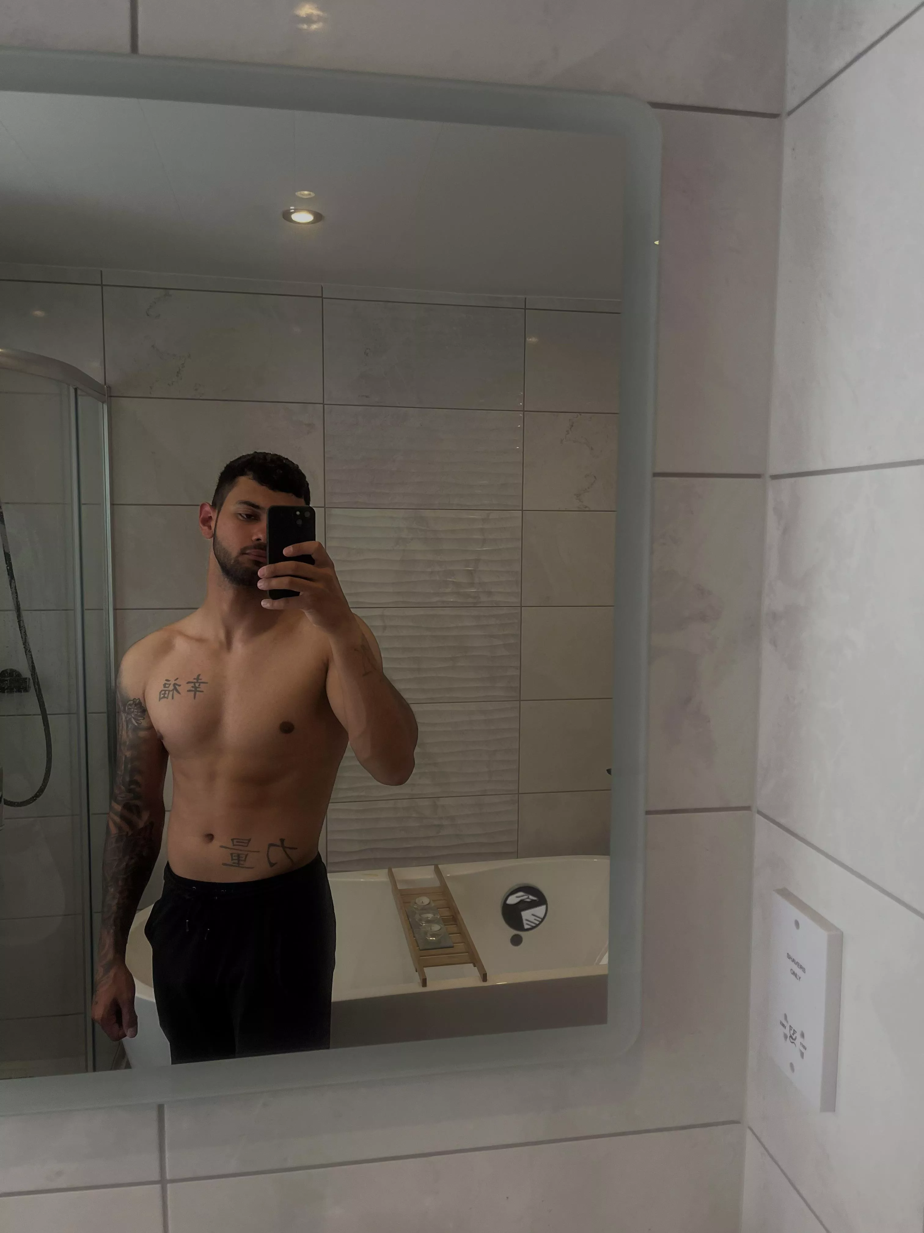 Here again posted by Hendy_0