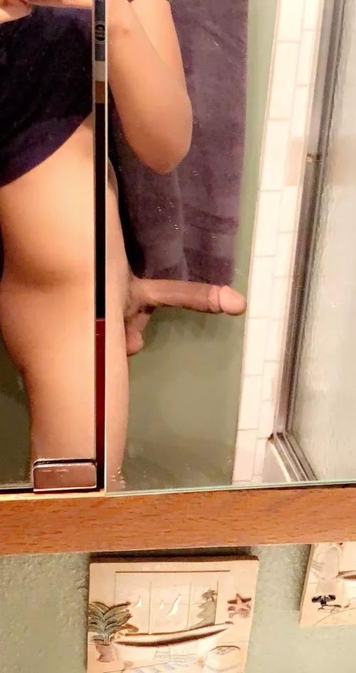 I’ve been told I’m too big:/ by dsmoove_69