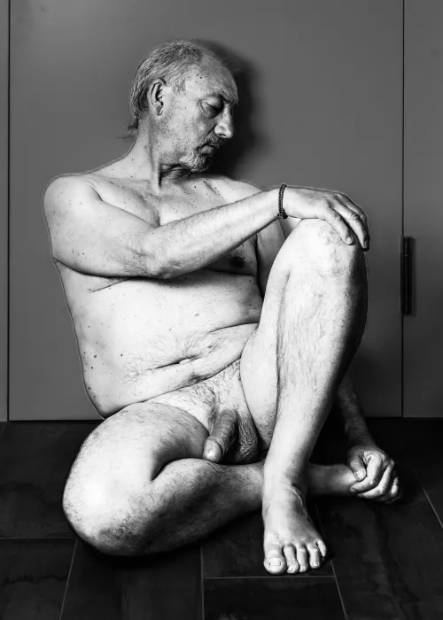 Lassitude (male seated) by vivastraimages