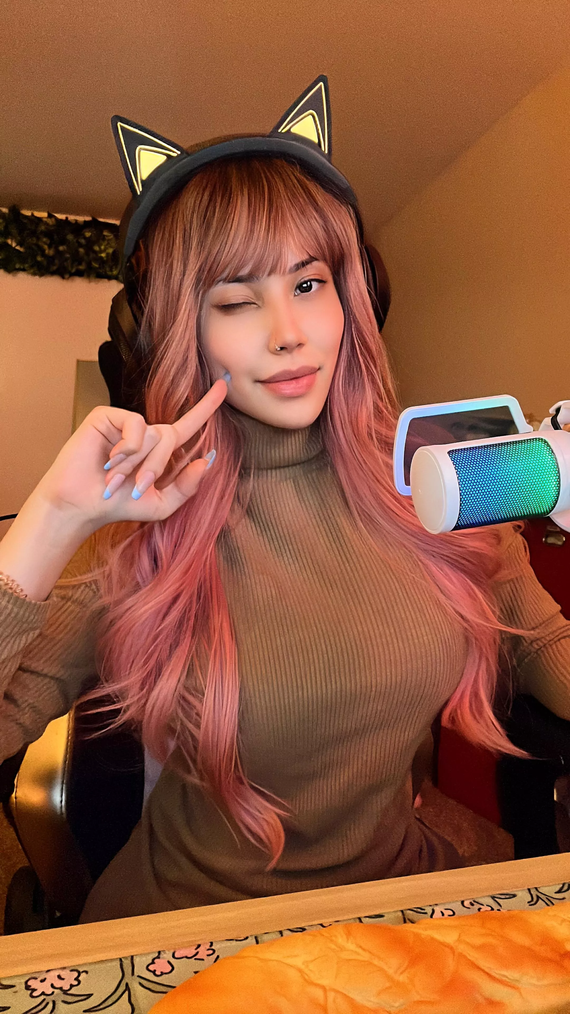 Let's play a game [oc] posted by FeliciaVox