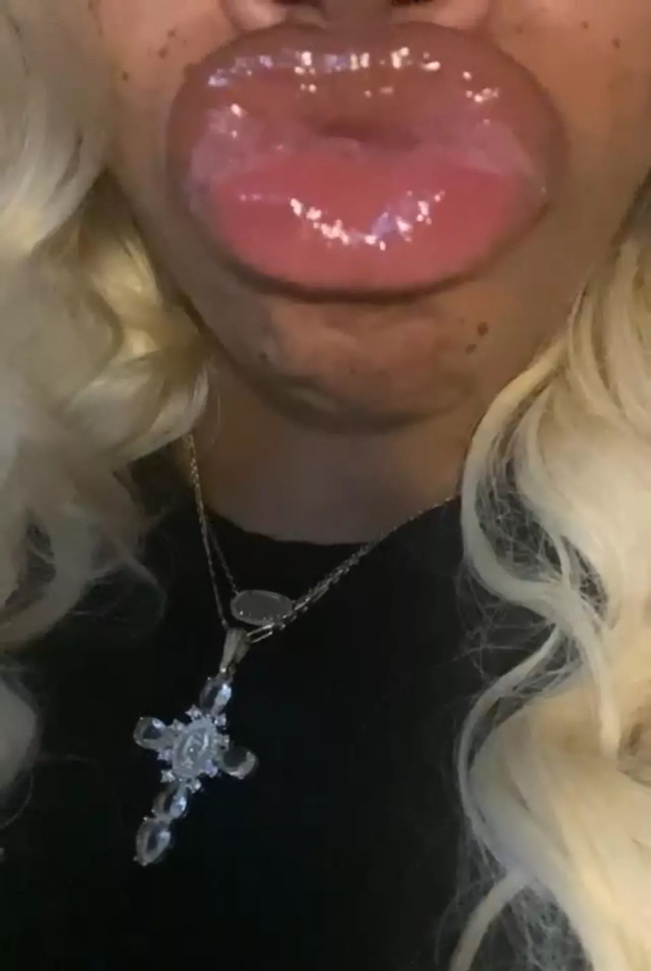 Missjuicylipz 💋 posted by sickazzjay17