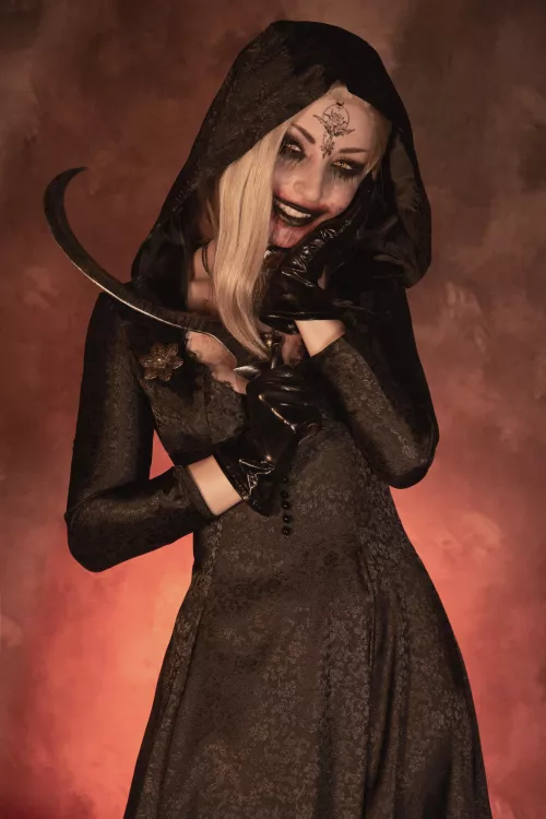 My Bela Dimitrescu cospaly from Resident Evil, do I scare you? (Shiroktsne) by Weird-Doughnut7002