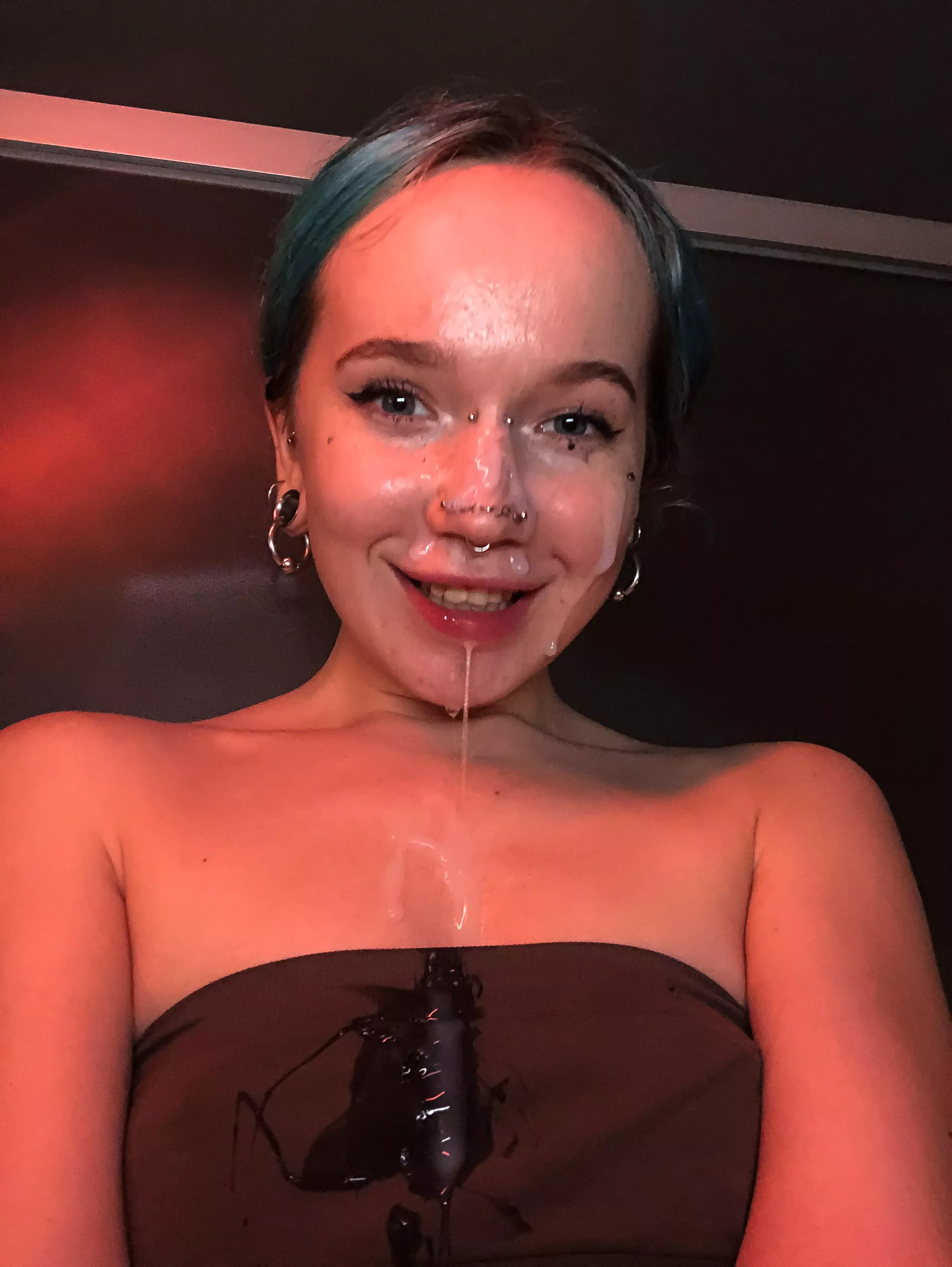 My mouth is fucked and my face is covered in cum. posted by Scarletty62