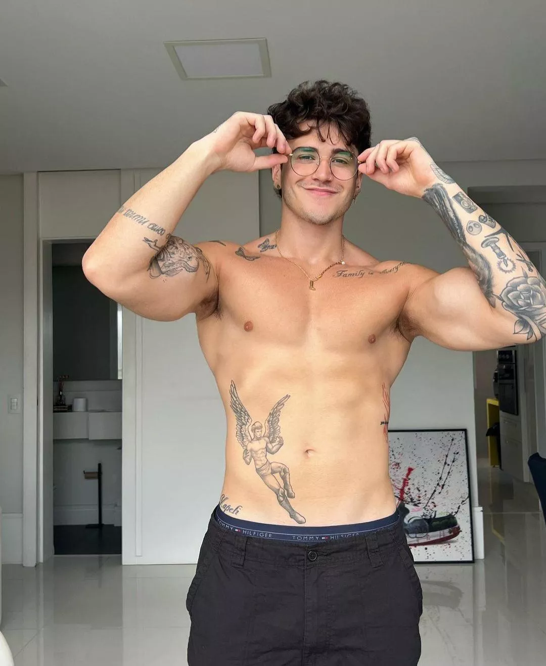 Never give up! Happy Friday [M] posted by bistomasto