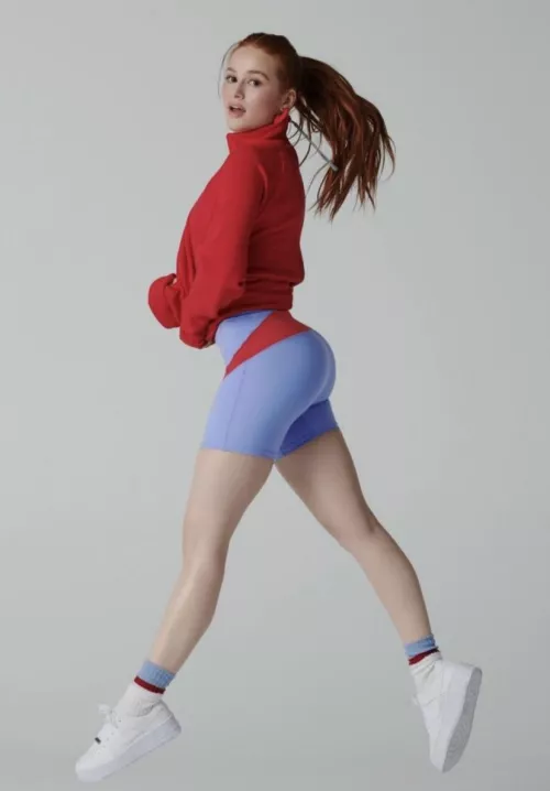 Please make me get bi and erupt for Madelaine Petsch by Latter_Pattern_6401