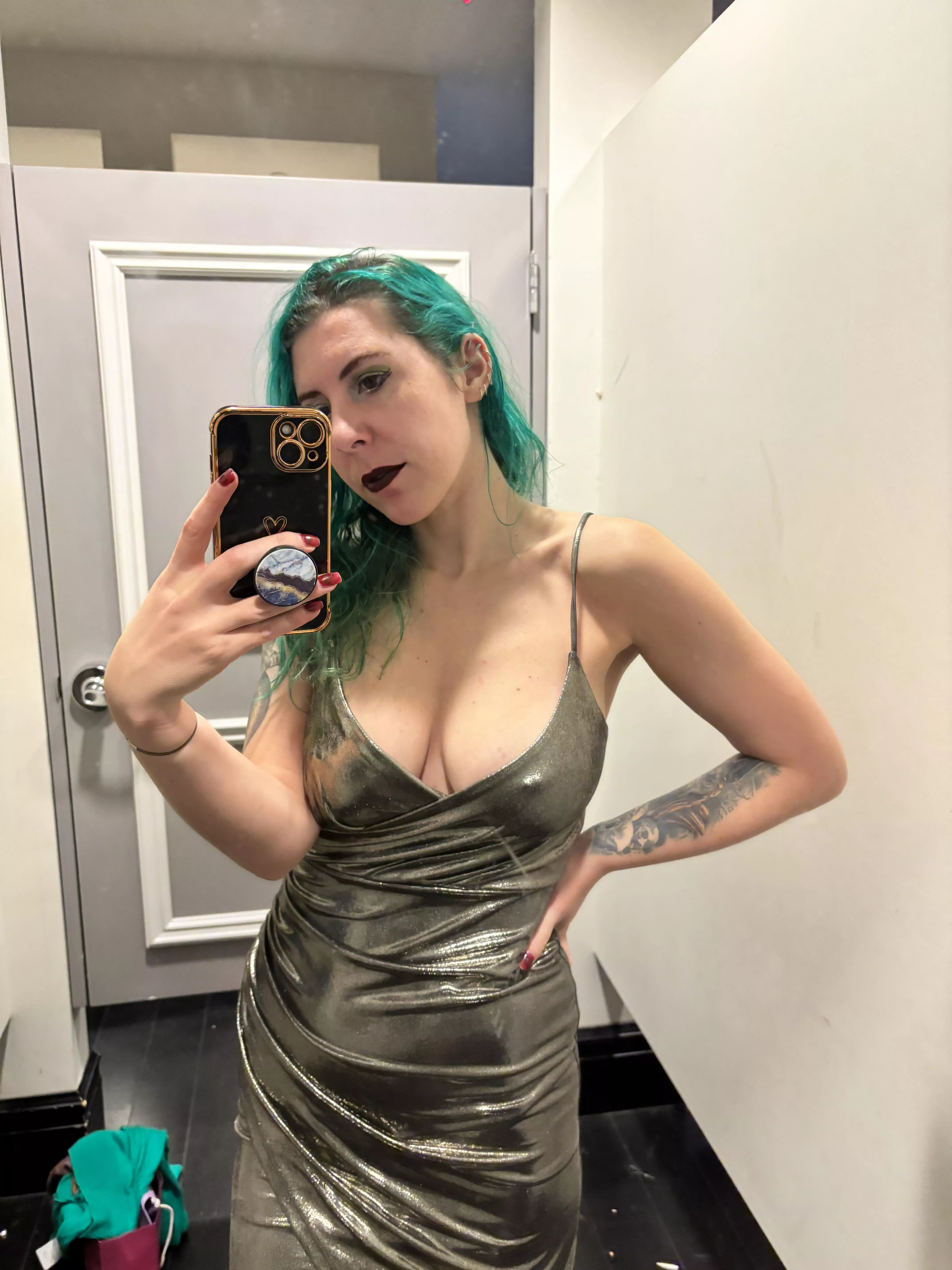 Shimmery pokies posted by sirenskiss3