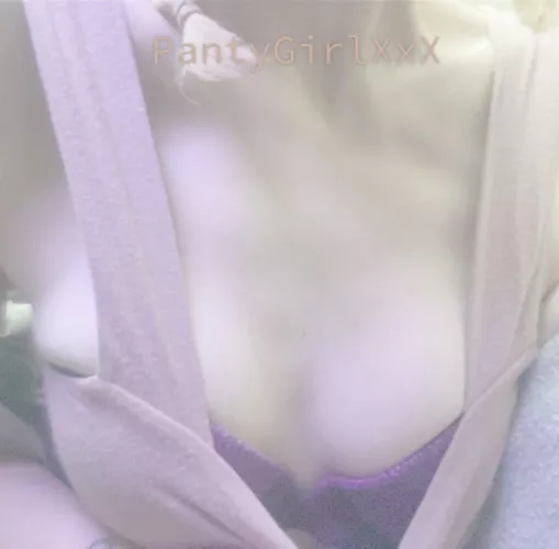 Slim fit Blonde Available now! :) Sexting, cam, dick rate, pics, vids Premade and custom, special requests! [vid] [sext] [rate] [cam] [gfe] [pic] send me a msg! (No chat) by PantyGirlXxX