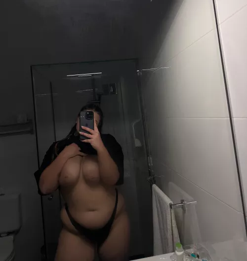 The bigger the better right? by dixie_redd