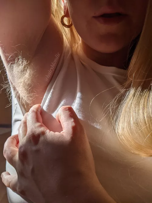 What do you love so much about armpits? The hair? The smell? The contrast? by efiwfsn