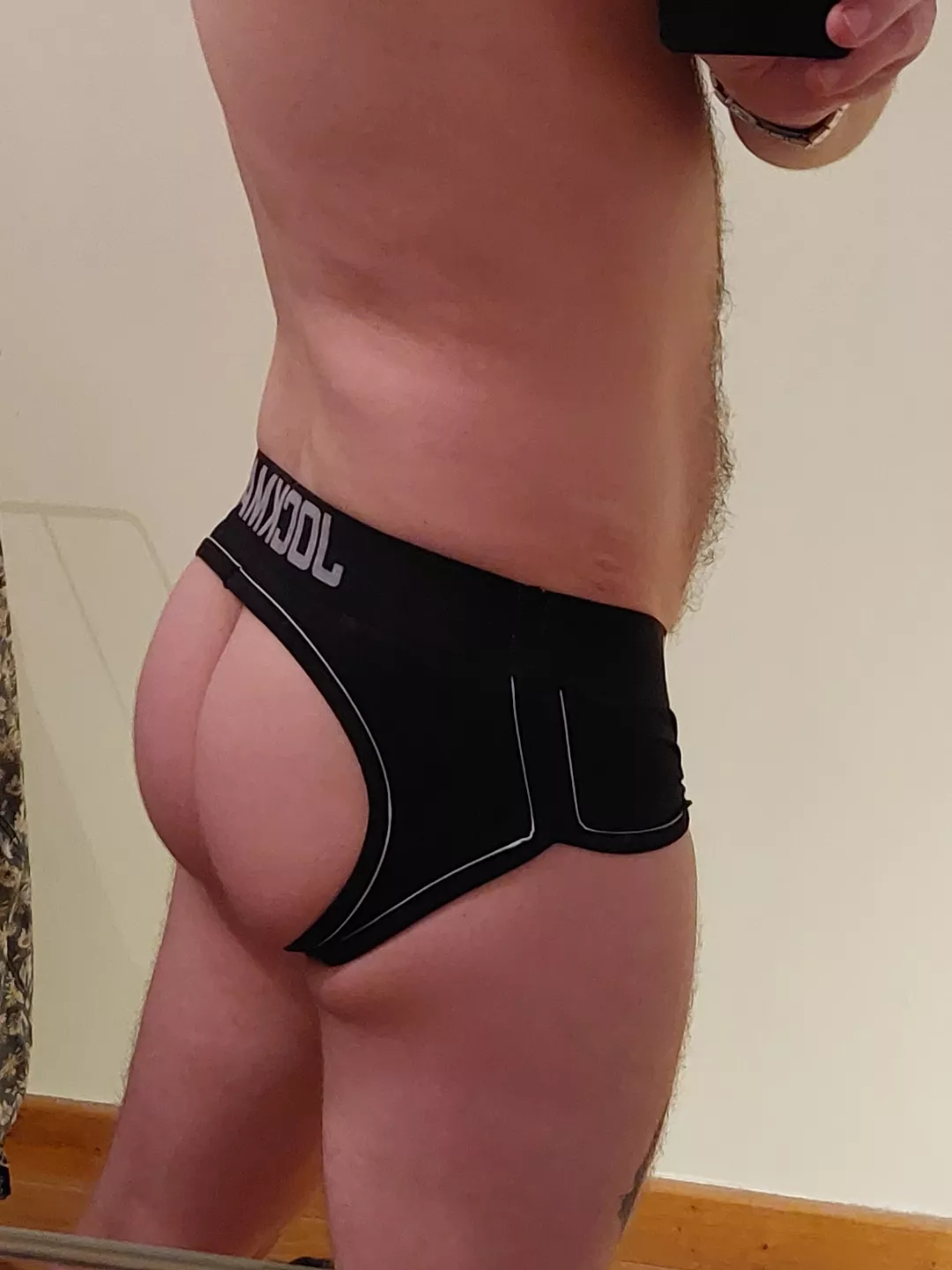 What kinda butts are we into? posted by Savings_Section_3236