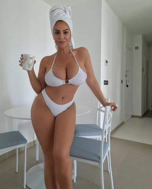 White set by arrayoutofbounds2