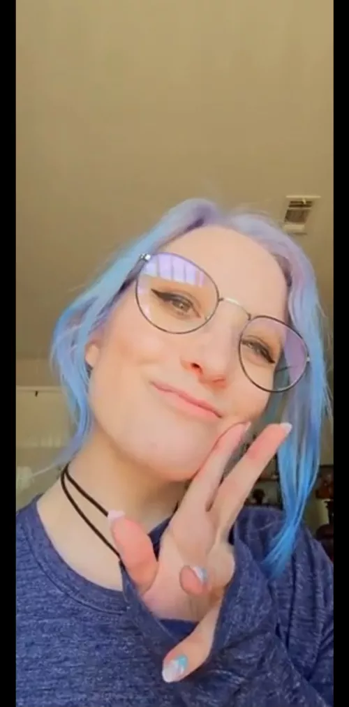 Who is she?? by xkhaled_208x