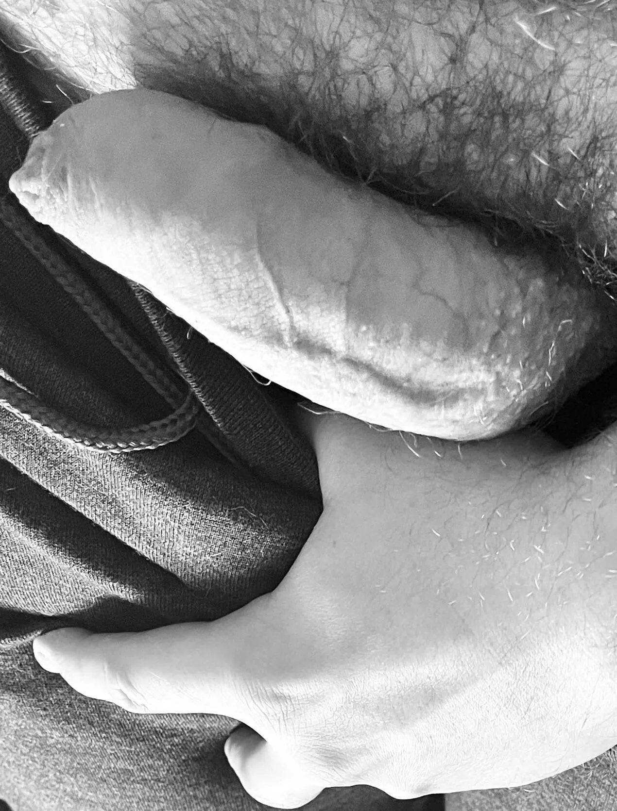 Would love to feel it grow in your mouth👄 (23) posted by Ok_Twist1314