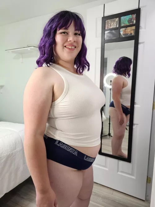 Would you stay after the movie? by curvyquest