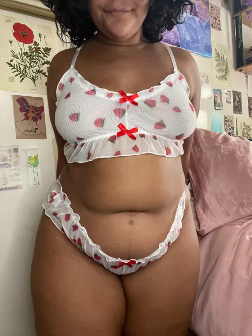 Would you toss me on the bed? by AtomicHoneyBee