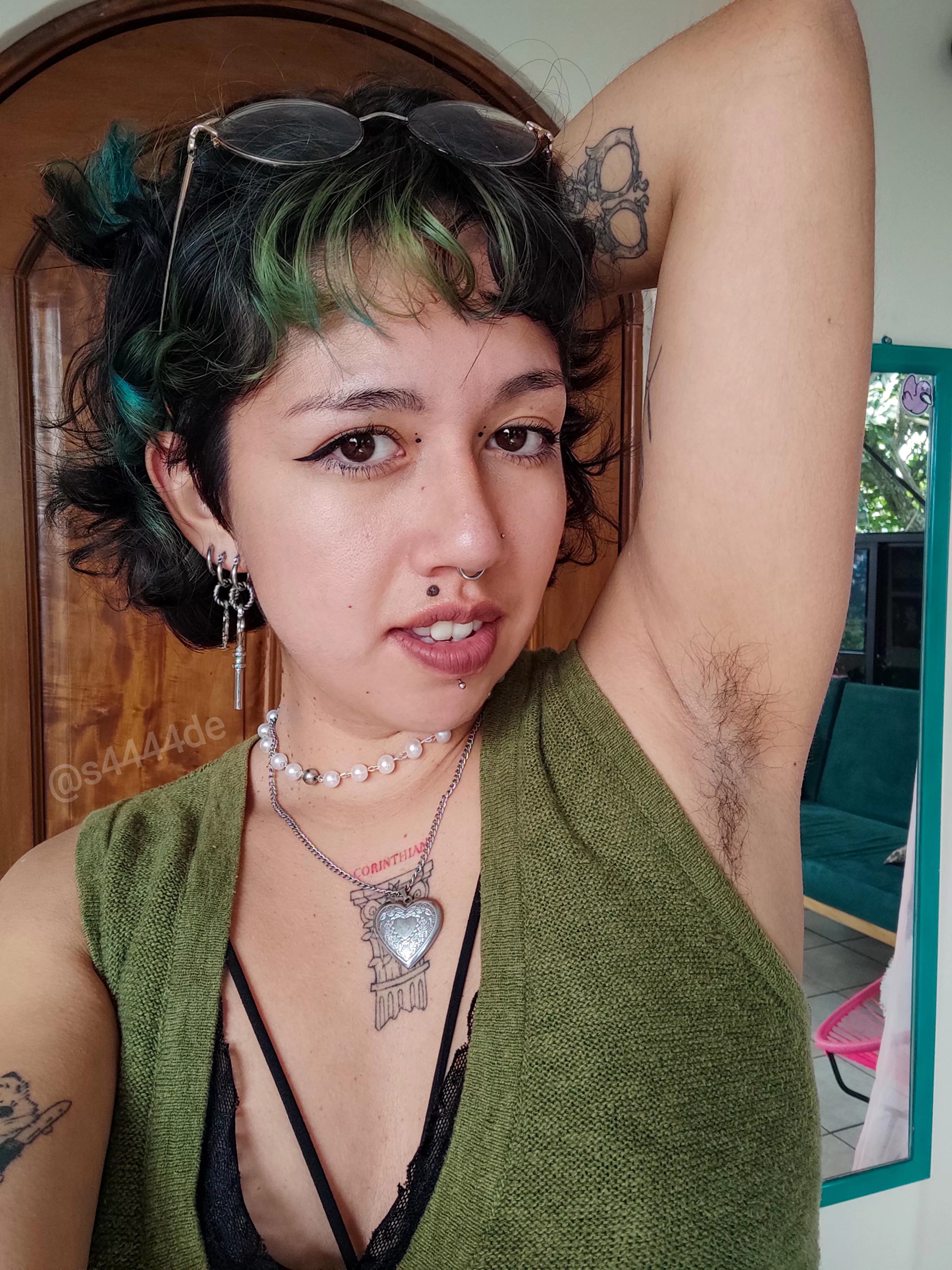 you may lick if you ask nicely💚 posted by s4444de