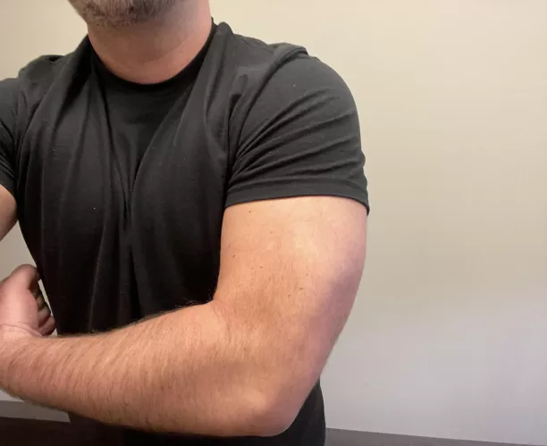 [40] M Let me know if you like Daddy’s arms by Delicious-Warning987