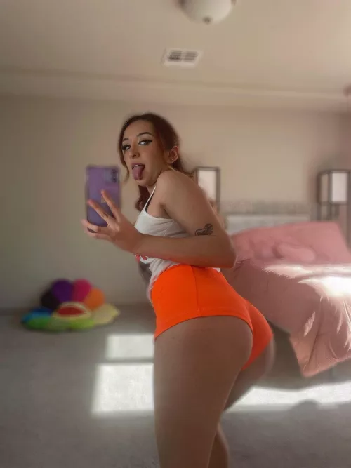 4’11 & 95lbs small slut here!! 😜 ill make you cum harder than your boring gf!! [cam] [dom] [gfe] [sext] [pic] [rate] [vid] (pricing below) by tuttiifruttiibaby