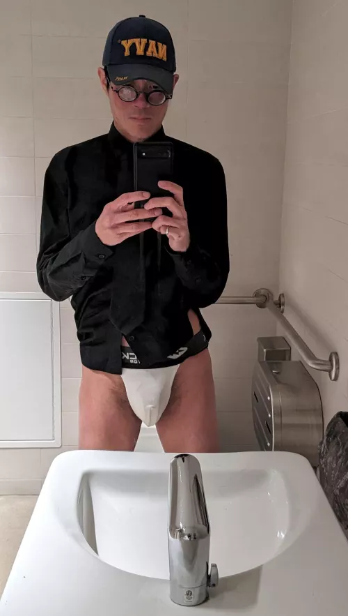 Black shirt and tie. by Citoyen4