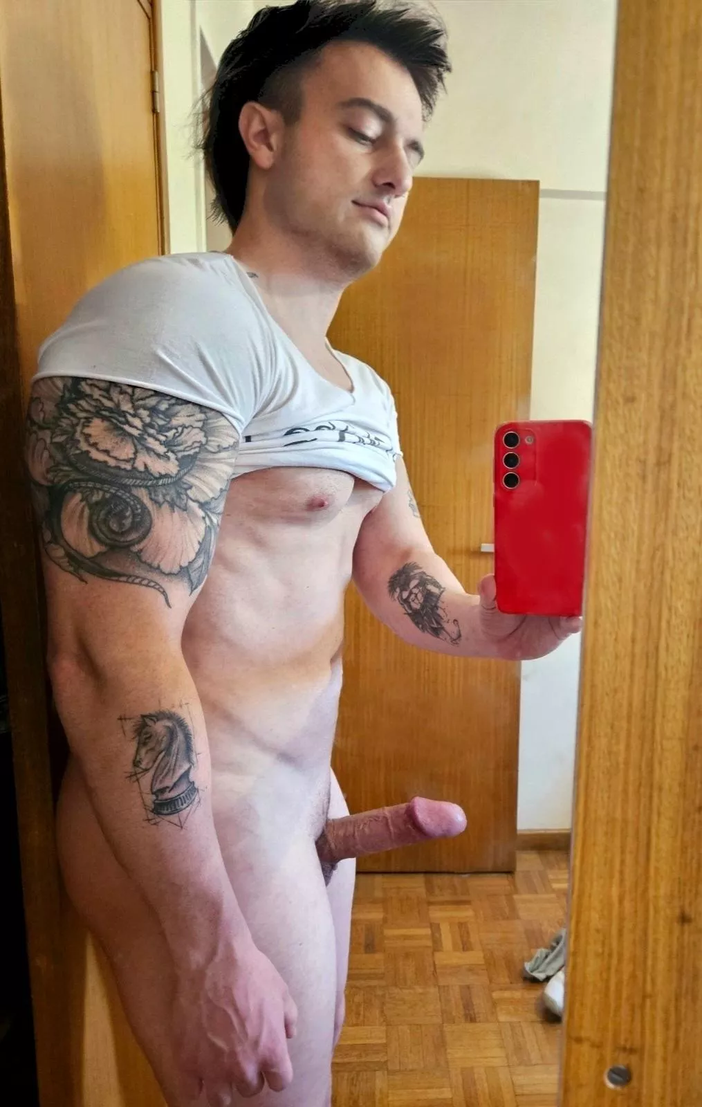 Building Muscles and a Hard Dick posted by Powerful_Maybe_9304