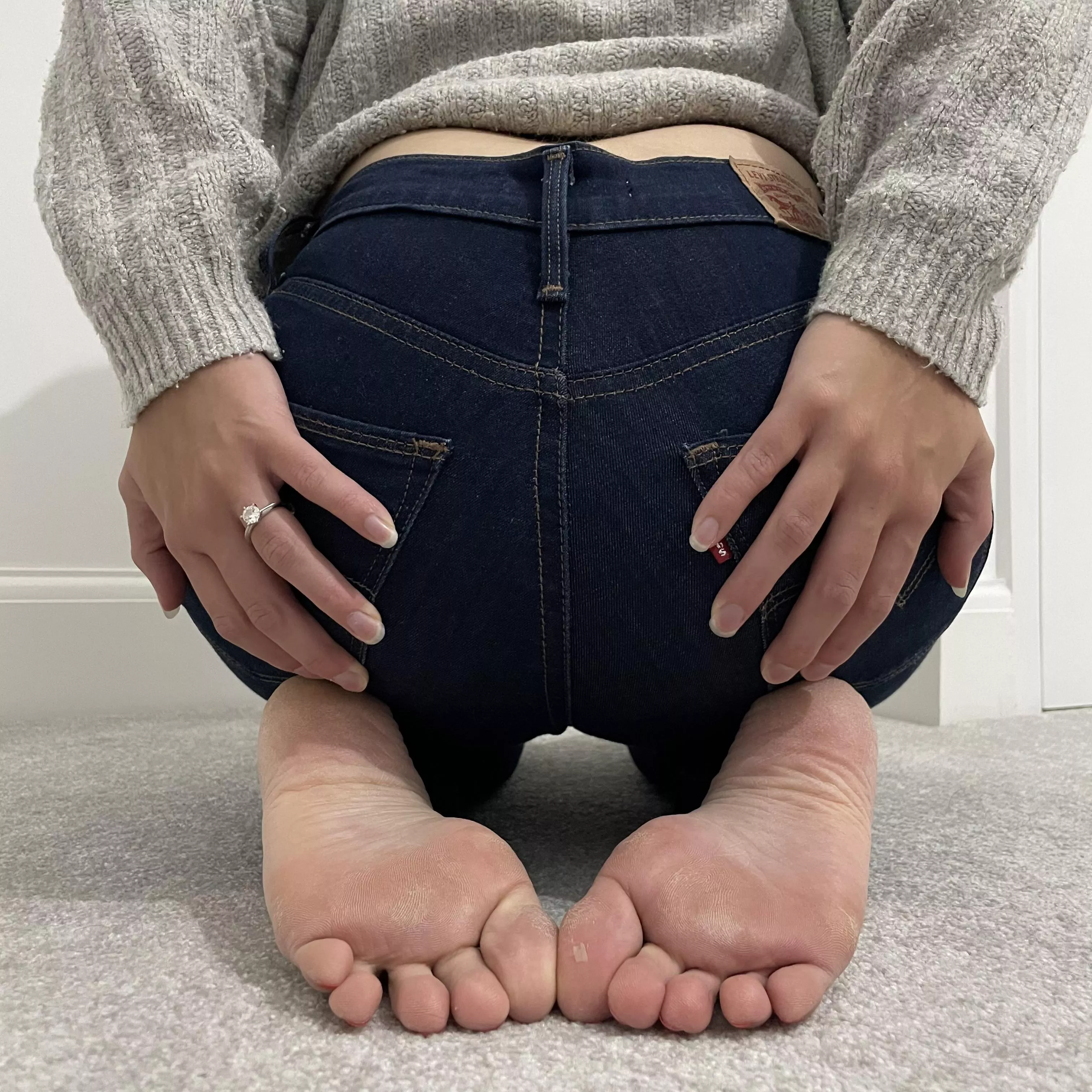 Come and feel how tight they are … posted by NCLPoshGirl