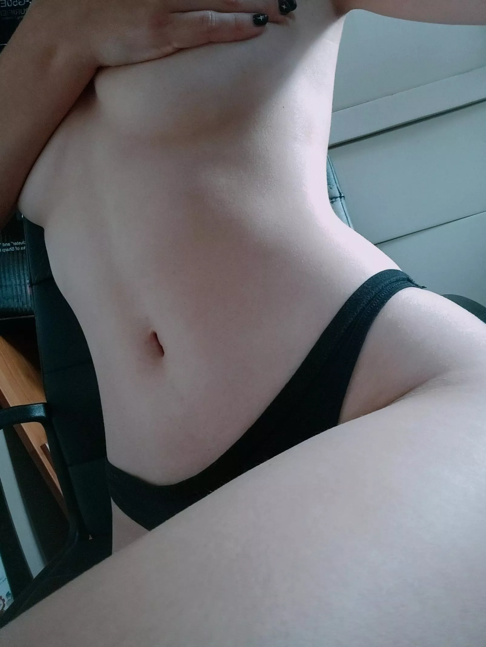 Elegant girl posted by Emotional_Ad5344