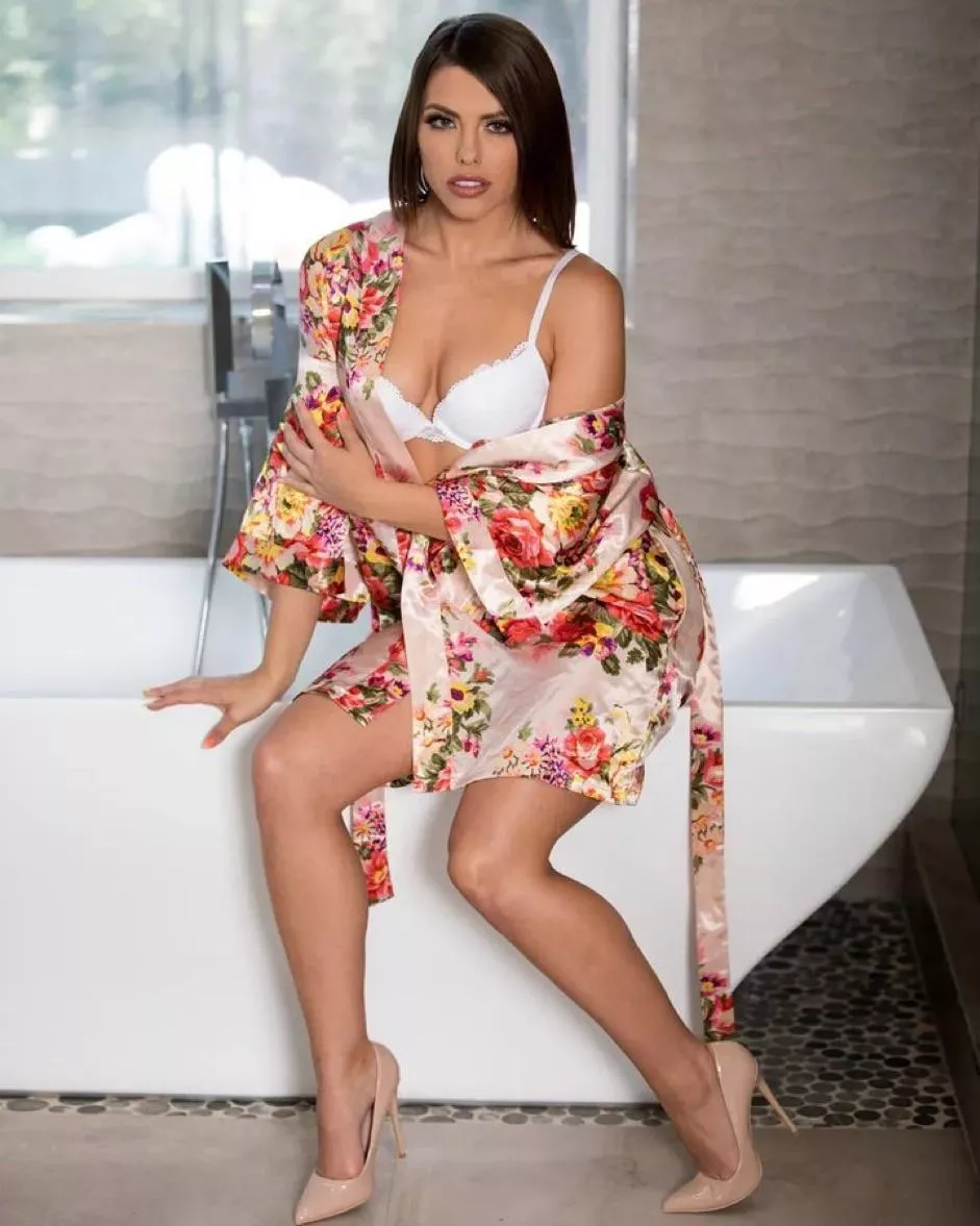 Goddess posted by agent_zero43