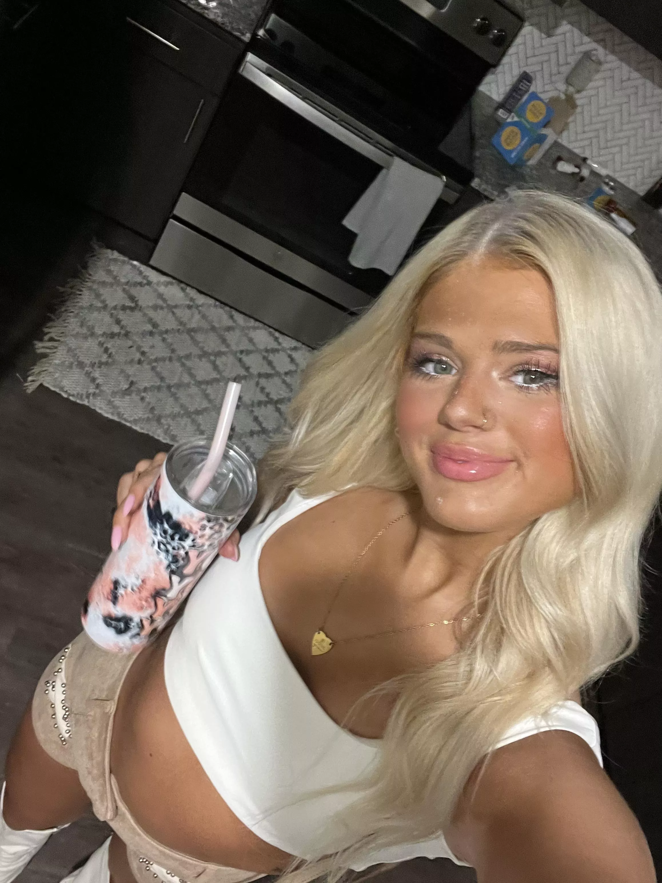 Going out tonight;) posted by jennasteinerr