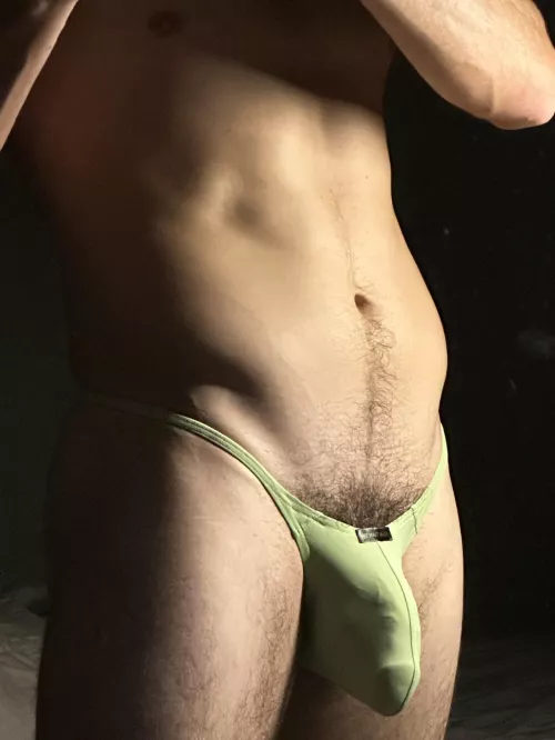 Green bulge by Checcer