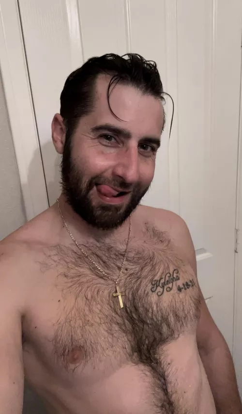 Happy Friday 😜 by Roo_lawnmaster