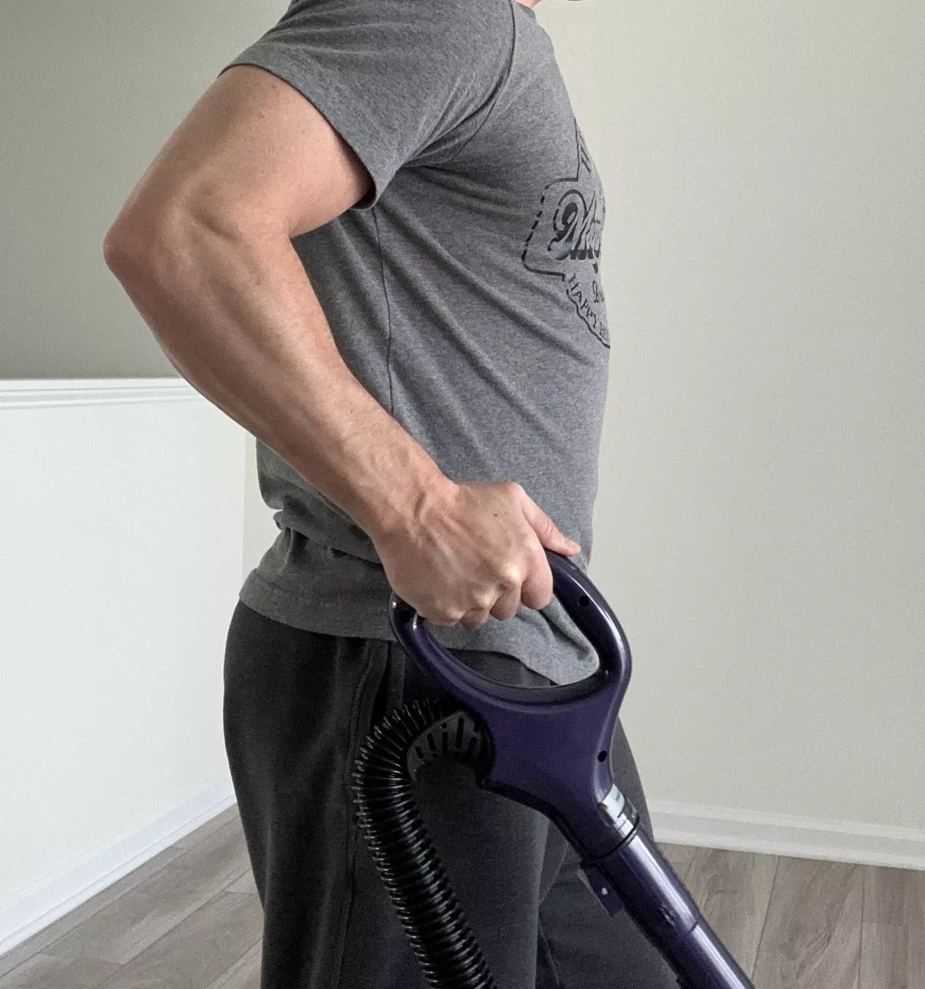 I could always use some help with Saturday chores posted by 5amBoner